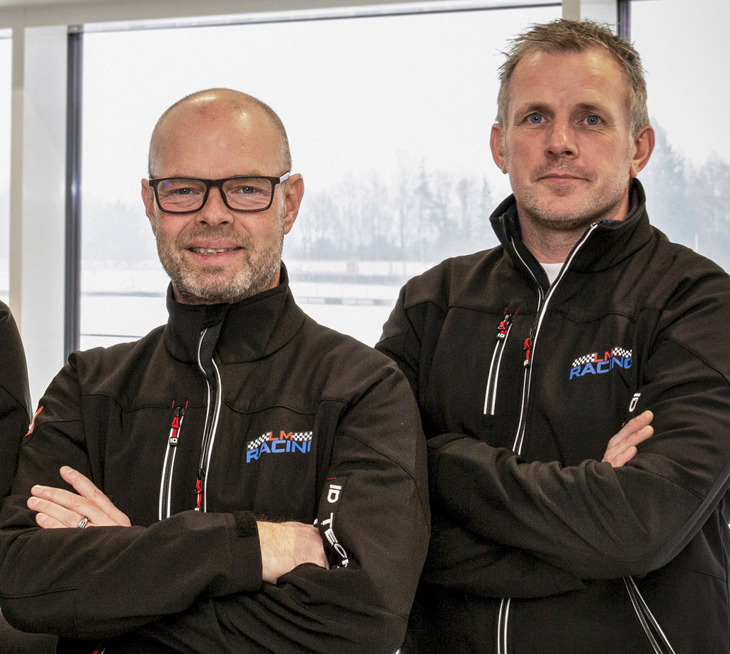 Jan Magnussen og Lars Højriis har tidligere været teamkammerater i TCR Denmark. Ved Nordic Antirust Grand Prix Danmark kører Jan Magnussens Lars Højriis’ bil
(Foto: TCR Denmark)